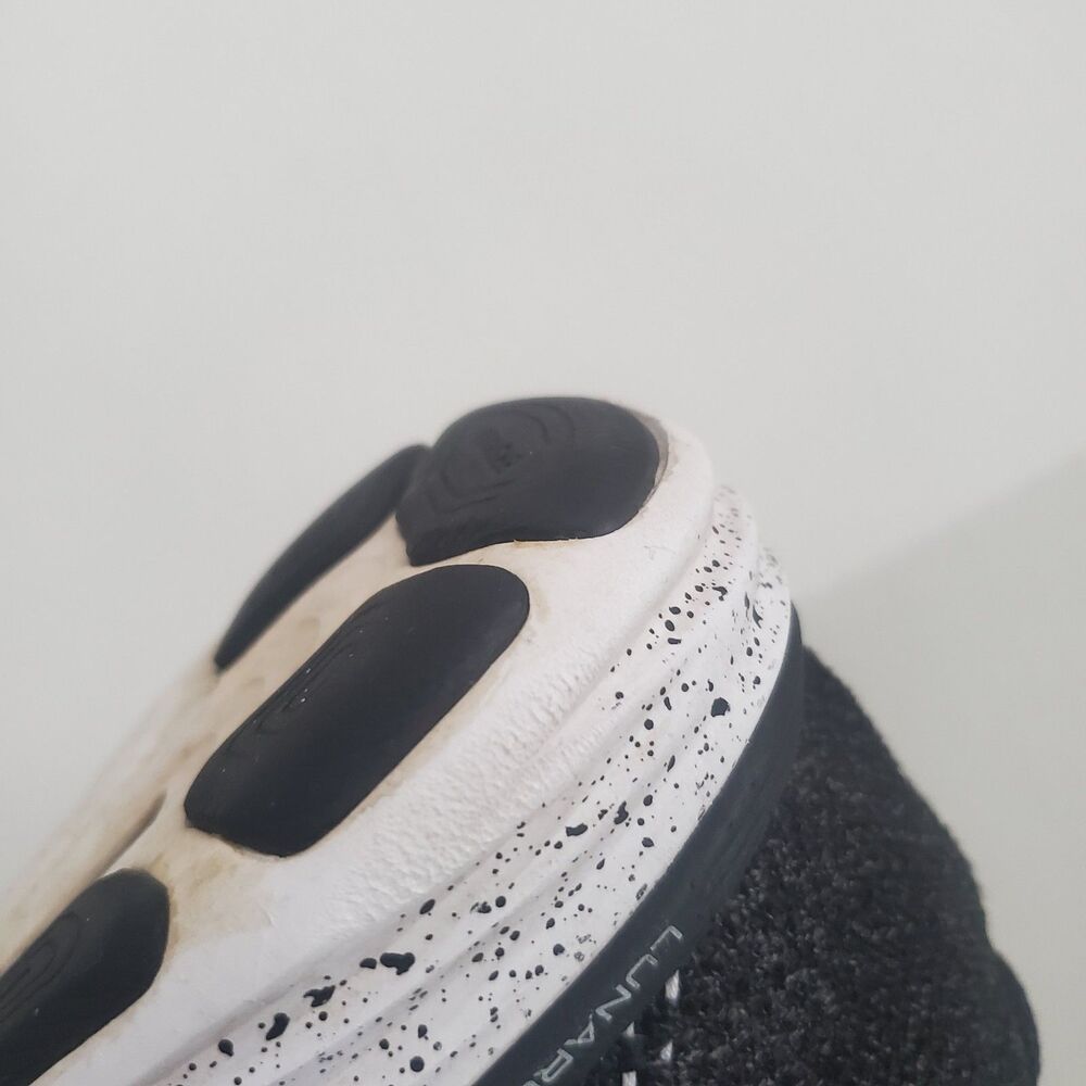Nike Flyknit Women's Sneakers Size 7.5 Black White Oreo Running Flyknit Lunar 3 - Picture 6 of 9